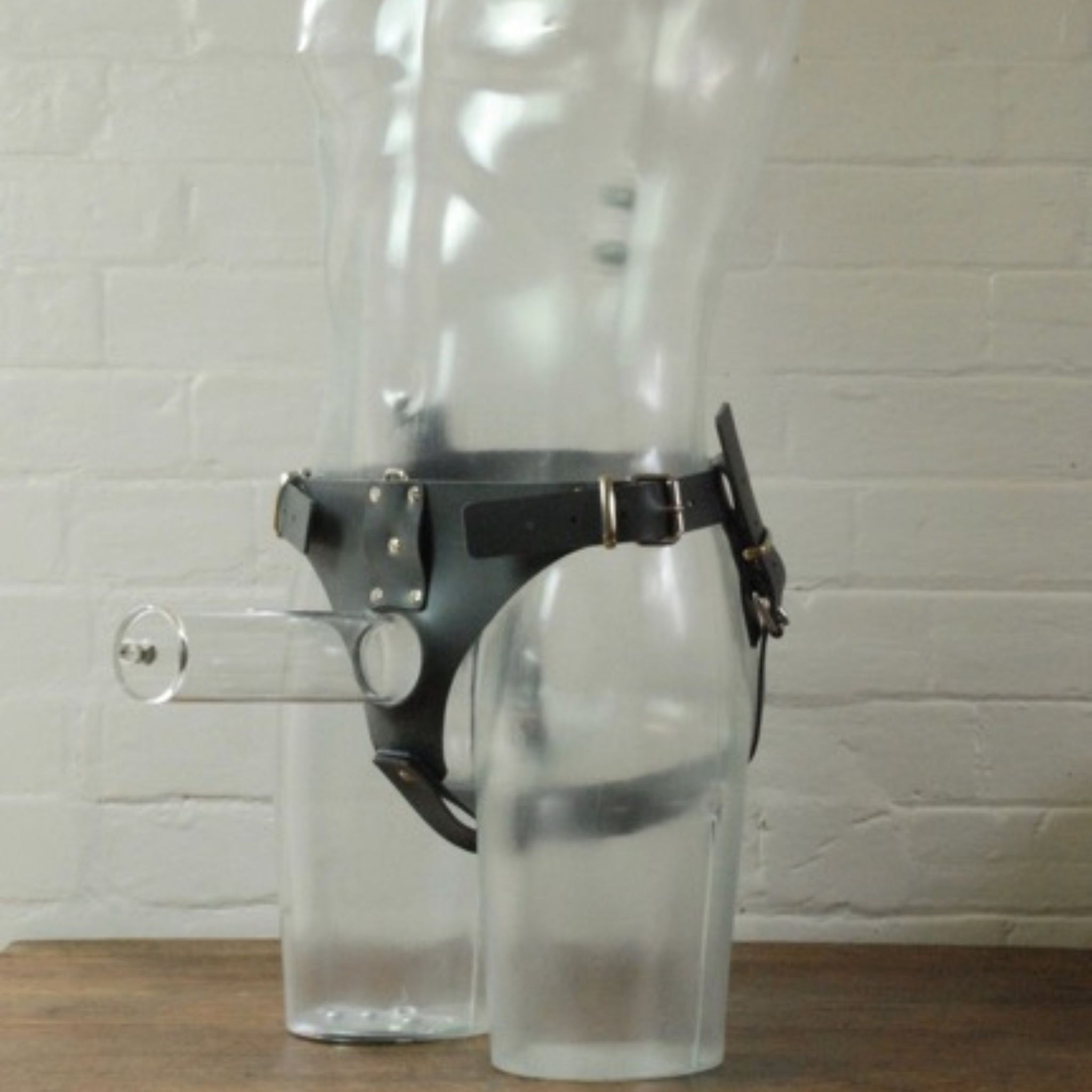 SeriousKit Open Access Harness with Hand Pump Cylinder